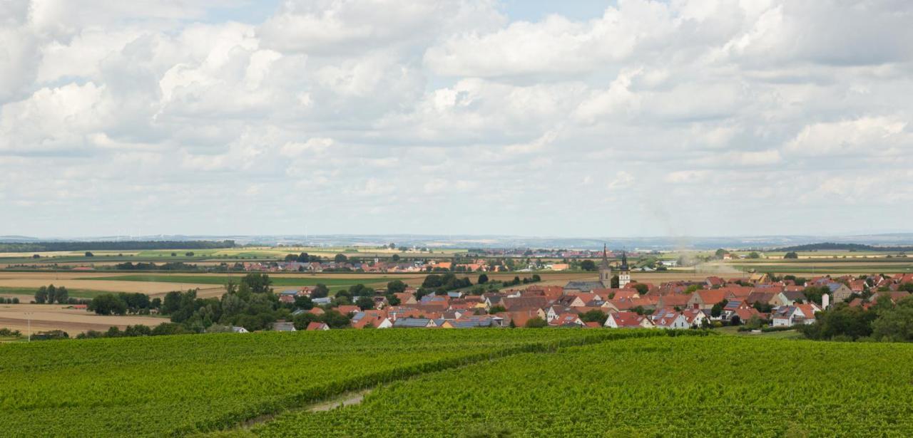 Landgasthof May Willanzheim Esterno foto